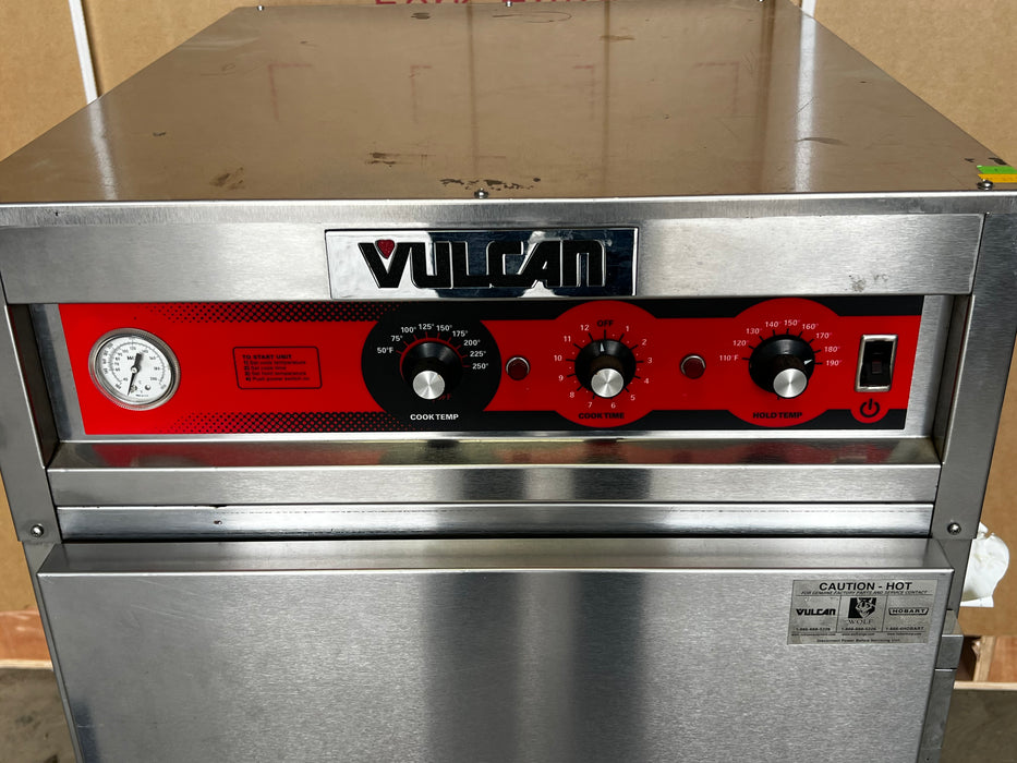 New Vulcan VRH8 Half Height Cook and Hold Oven - 208/240V, 2253/3000W